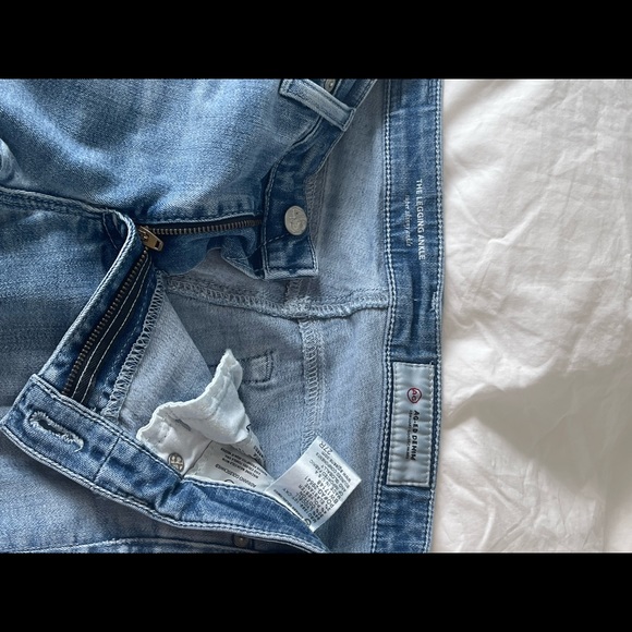 Ag distressed “Legging Ankle” jean - Picture 3 of 3